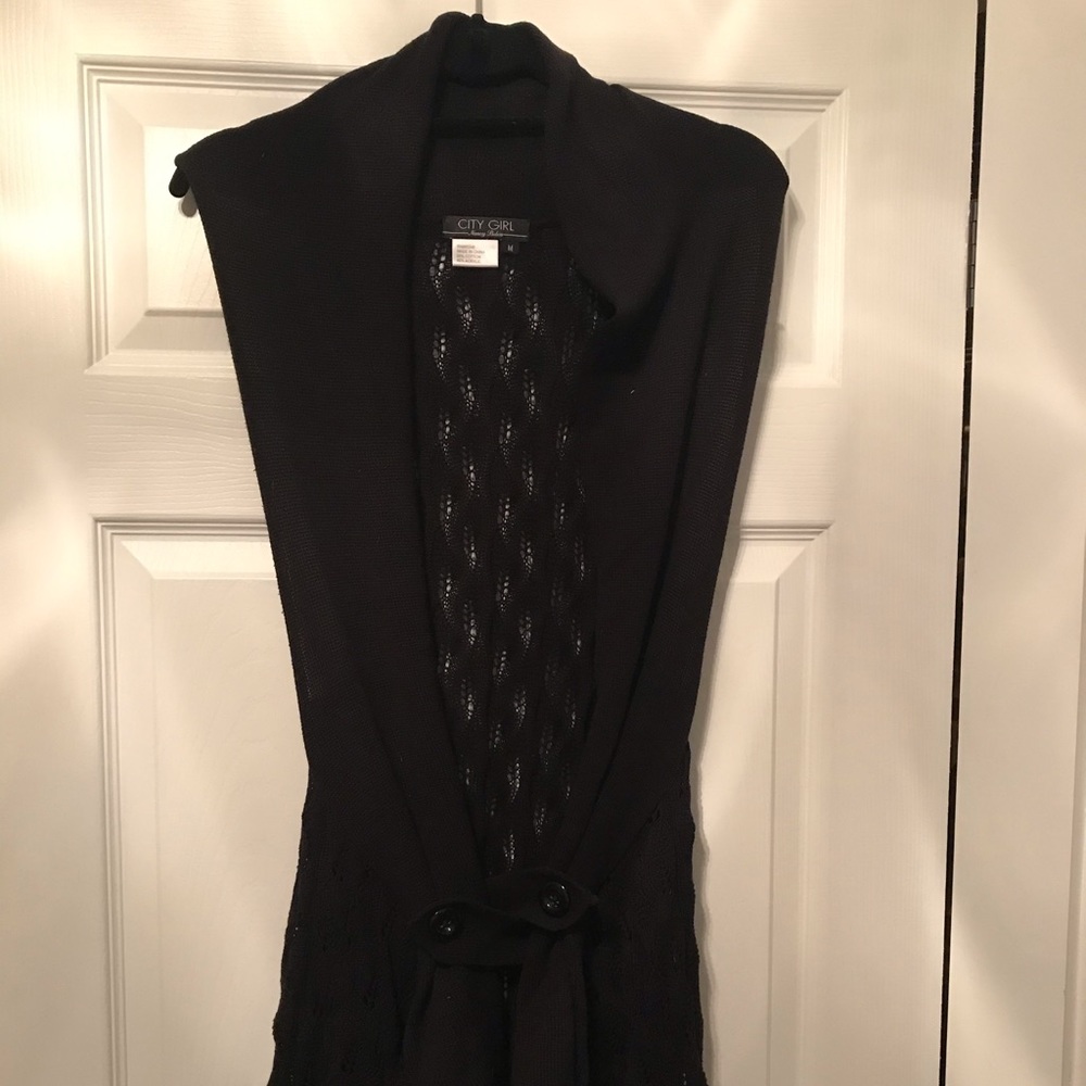 City Girl Women’s Sleeveless Sweater Cardigan